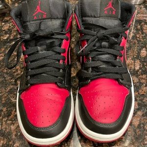 Air Jordan 1 red black size 7/1/2